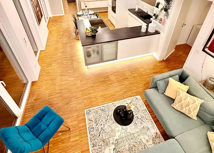 Penthouse Mit Xl Terrasse Inklusive Stellplatz In Lage