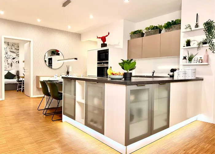 Penthouse Mit Xl Terrasse Inklusive Stellplatz In Lage Núremberg