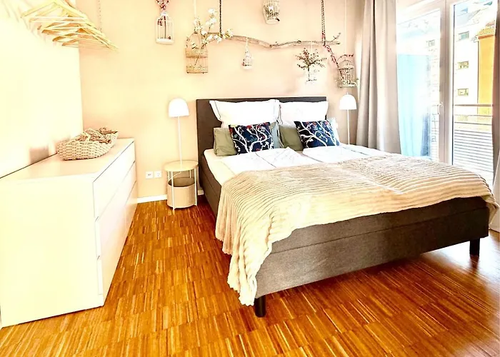 Penthouse Mit Xl Terrasse Inklusive Stellplatz In Lage Apartamento