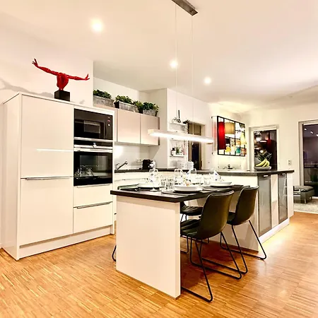 شقة Penthouse Mit Xl Terrasse Inklusive Stellplatz In Lage نورنبيرغ